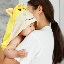 Load image into Gallery viewer, Baby Hooded Towel - Animal - Greta Giraffe